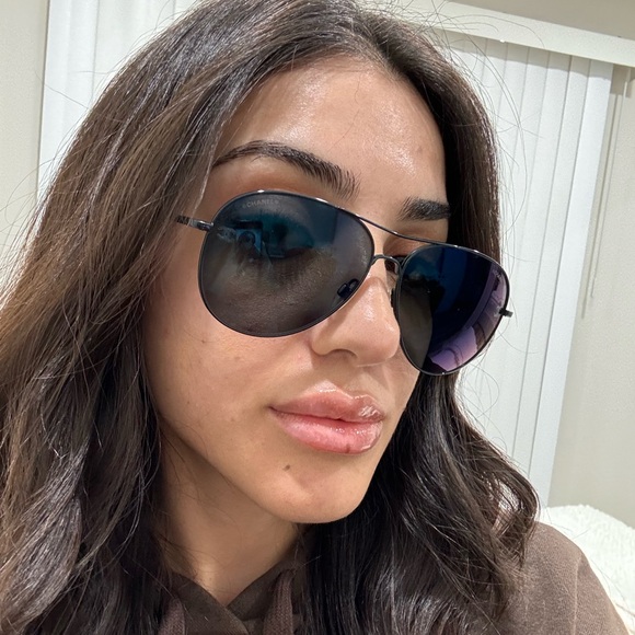 COPY - CHANEL DARK BLUE PILOT SUNGLASSES - Picture 7 of 7